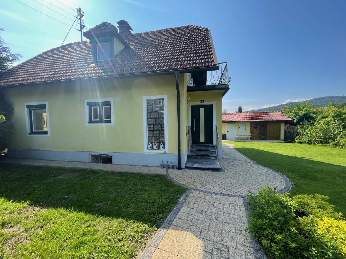 Apartment Schlossbergblick Griffen Exterior photo